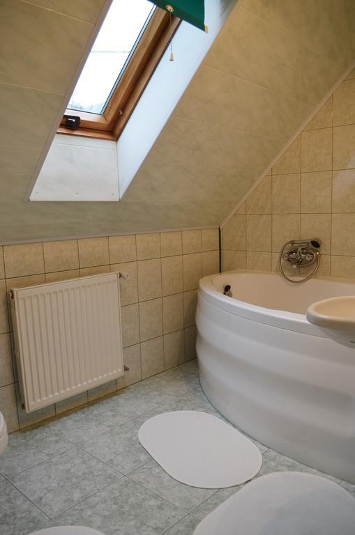 Villa Dom Na Mosornym Groniu à Zawoja Extérieur photo